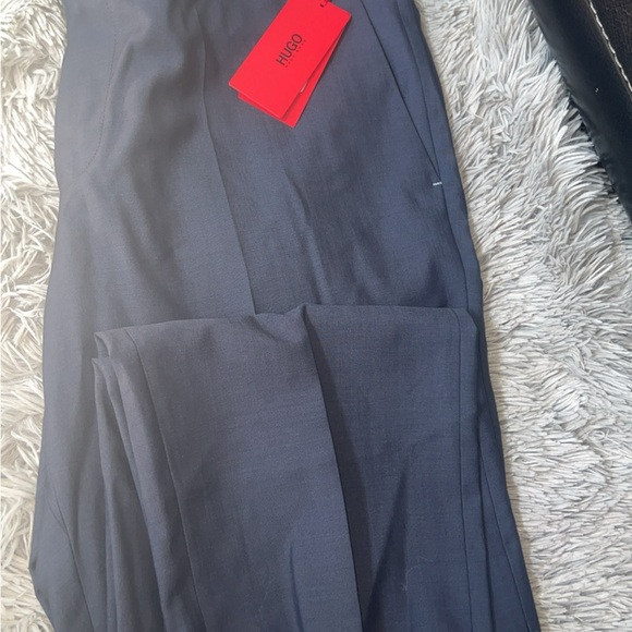 Hugo Boss Slim fit pants 💯 - Picture 5 of 11
